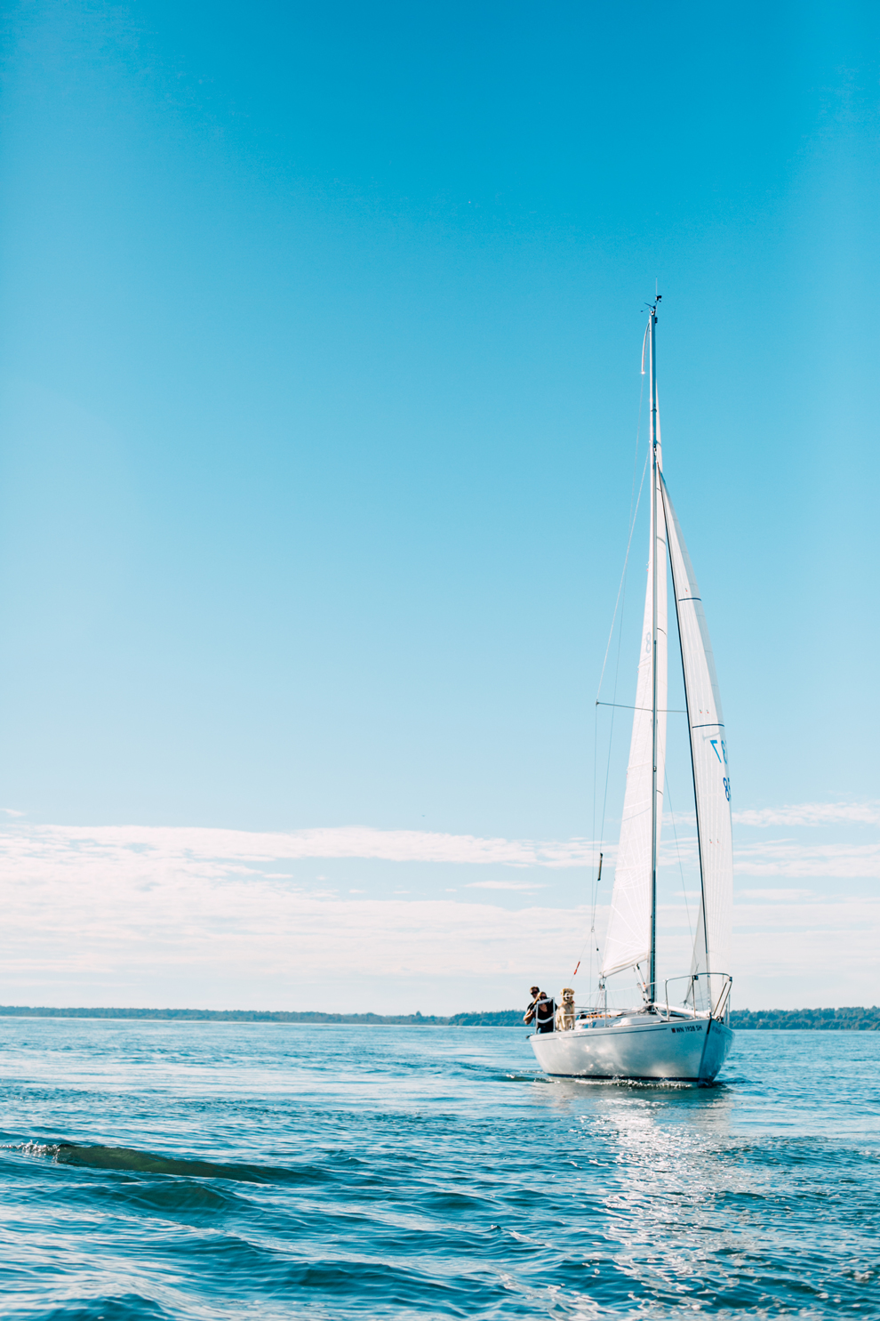 045-bellingham-bay-washington-sailboat-engagement-katheryn-moran-mickeykatie.jpg