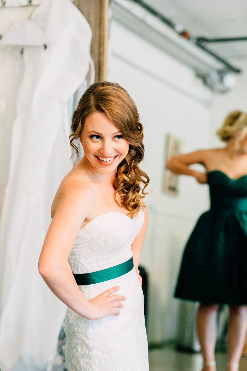 010-fremont-foundry-seattle-wedding-katheryn-moran-photography-anthony-kaitlin.jpg