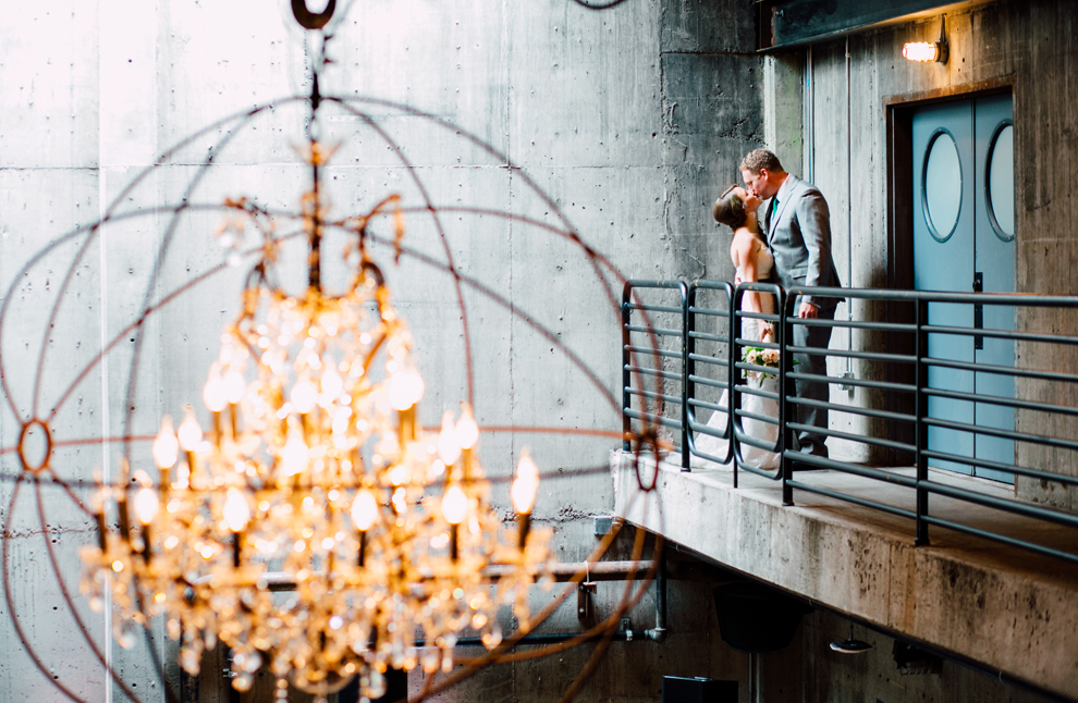 031-fremont-foundry-seattle-wedding-katheryn-moran-photography-anthony-kaitlin.jpg