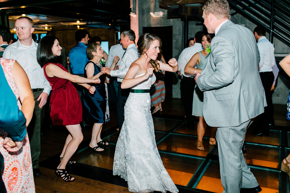 085-fremont-foundry-seattle-wedding-katheryn-moran-photography-anthony-kaitlin.jpg