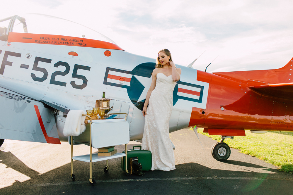 007-burlington-flight-museum-wedding-katheryn-moran-photography-aviation.jpg