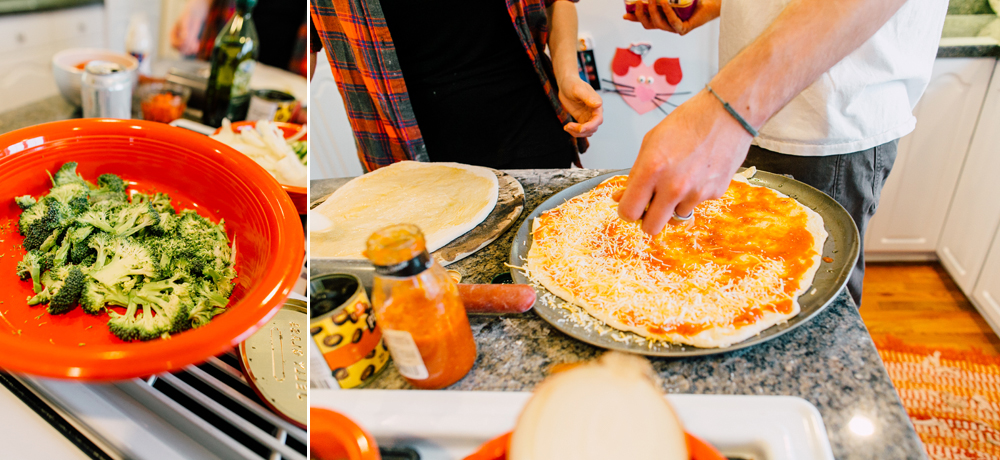 015-bellingham-lifestyle-photographer-katheryn-moran-pizza-baking-home-session-anna-rudy.jpg