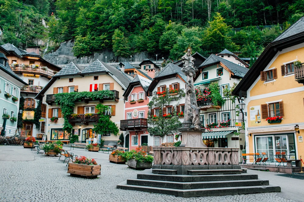 015-europe-photographer-katheryn-moran-hallstatt-austria-national-geographics.jpg