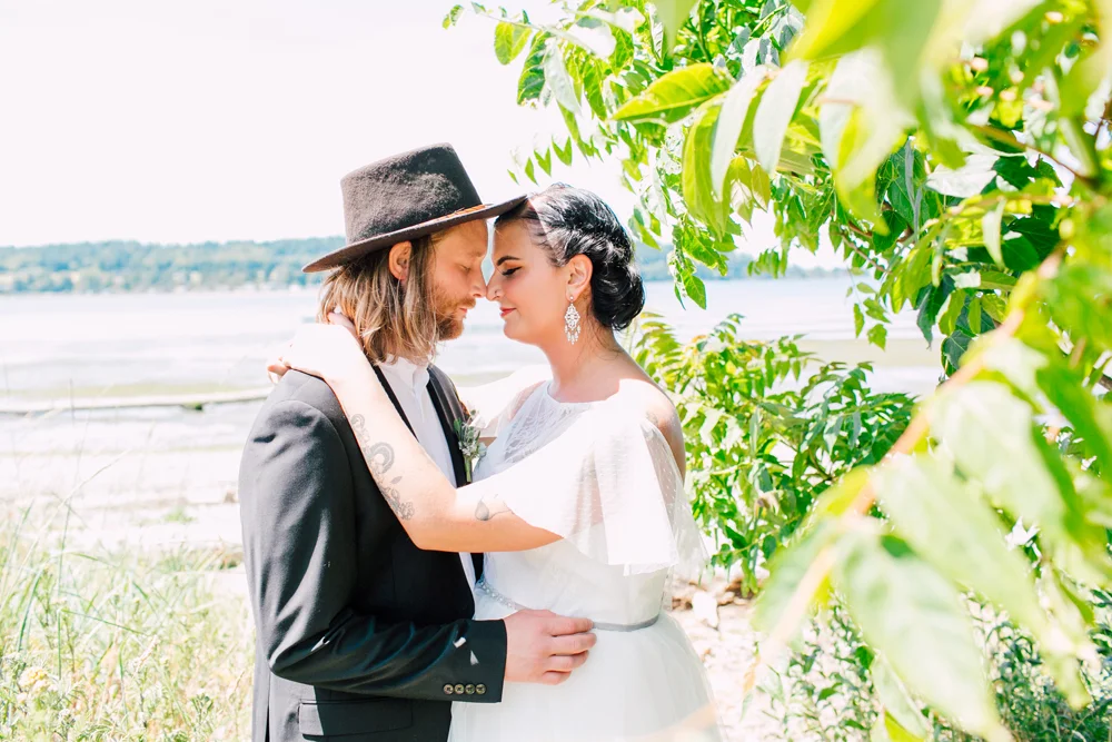 015-bellingham-lummi-reservation-wedding-photographer-katheryn-moran-tanya-dylan-2017.jpg