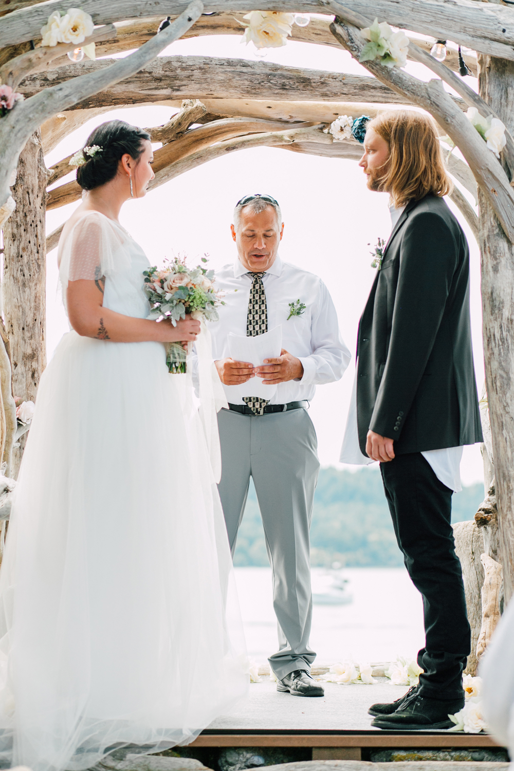 043-bellingham-lummi-reservation-wedding-photographer-katheryn-moran-tanya-dylan-2017.jpg