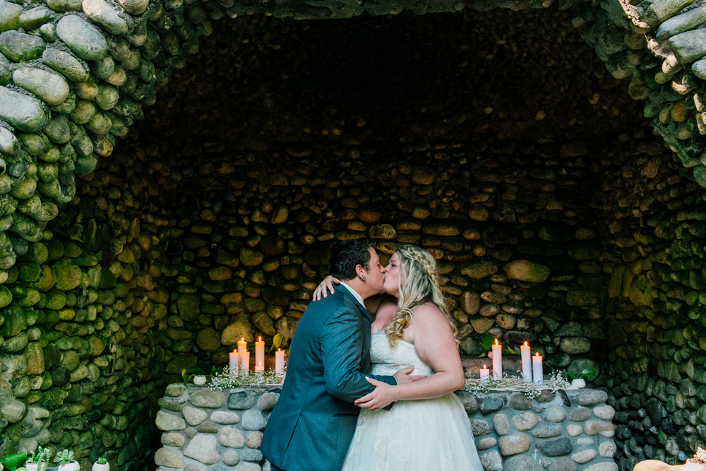 029-seattle-bastyr-grotto-wedding-katheryn-moran-photography-ashley-zach.jpg