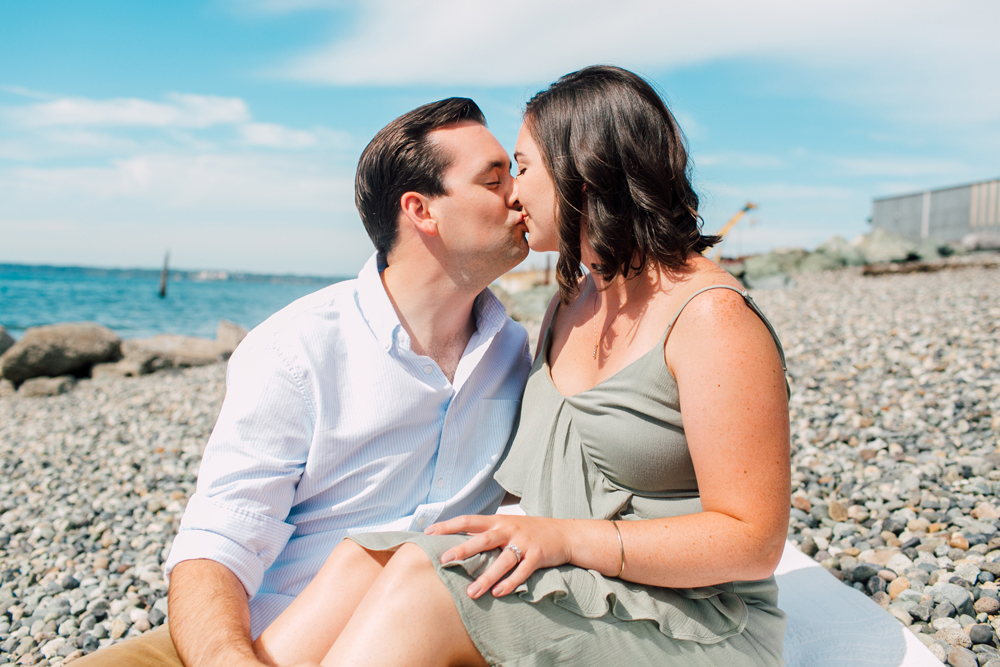 006-bellingham-engagement-photographer-katheyrn-moran-fairhaven-stones-throw-katie-max.jpg