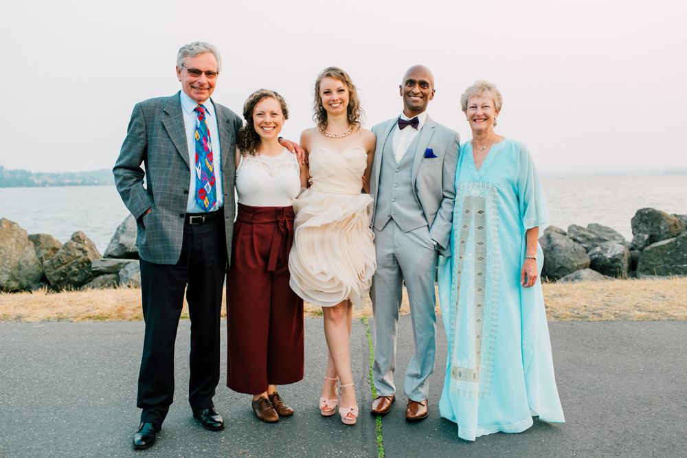 044-bellingham-wedding-photographer-katheryn-moran-zuanich-park-squalicum-boathouse-cale-monica.jpg