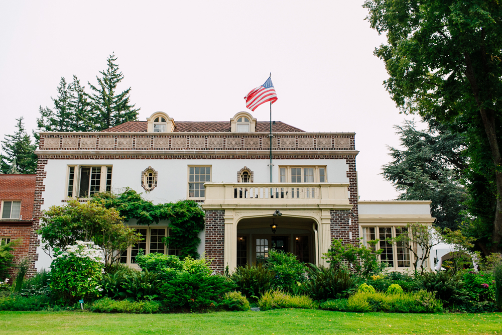 001-lairmont-manor-bellingham-wedding-photographer-katheryn-moran-helen-michael-2017.jpg