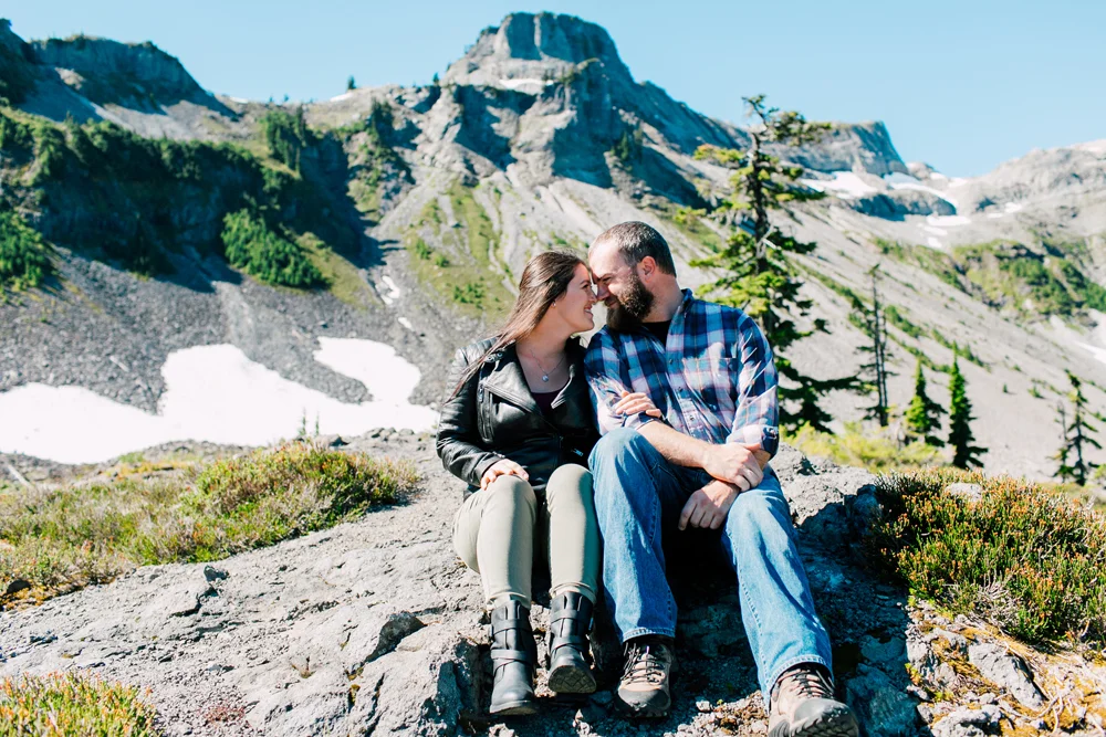 005-bellingham-engagement-photographer-katheryn-moran-picture-lake-mount-baker-john-belle.jpg