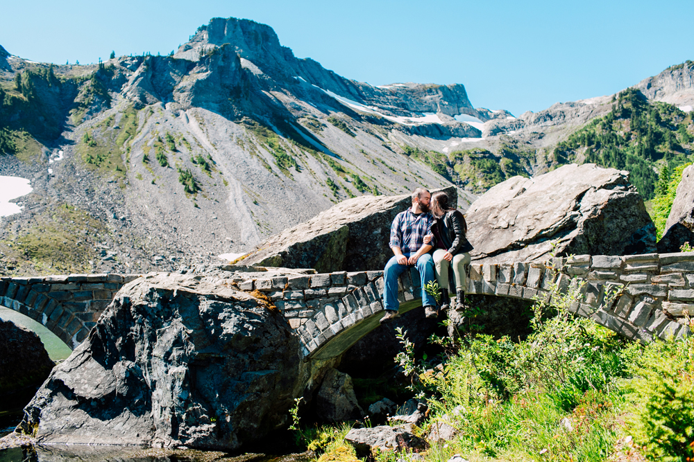 014-bellingham-engagement-photographer-katheryn-moran-picture-lake-mount-baker-john-belle.jpg