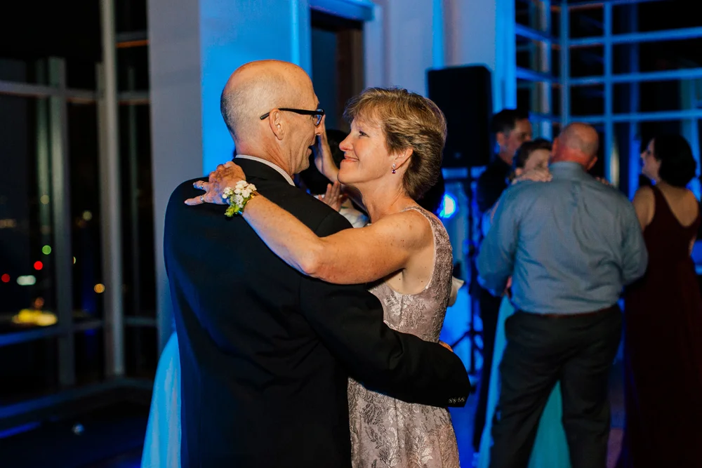 112-seattle-wedding-photographer-katheryn-moran-pacific-tower-elyse-jayson-stemmler.jpg