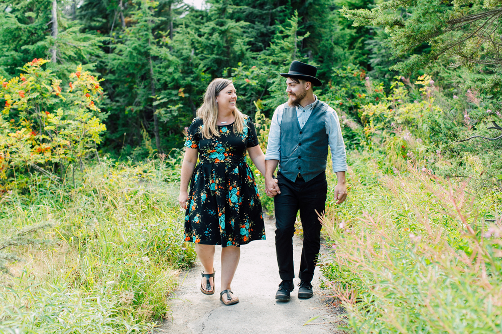 003-bellingham-engagement-photographer-mount-baker-north-fork-brewery-emma-eric.jpg