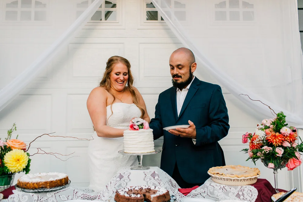059-bellingham-wedding-photographer-backyard-intimate-savannah-victor.jpg