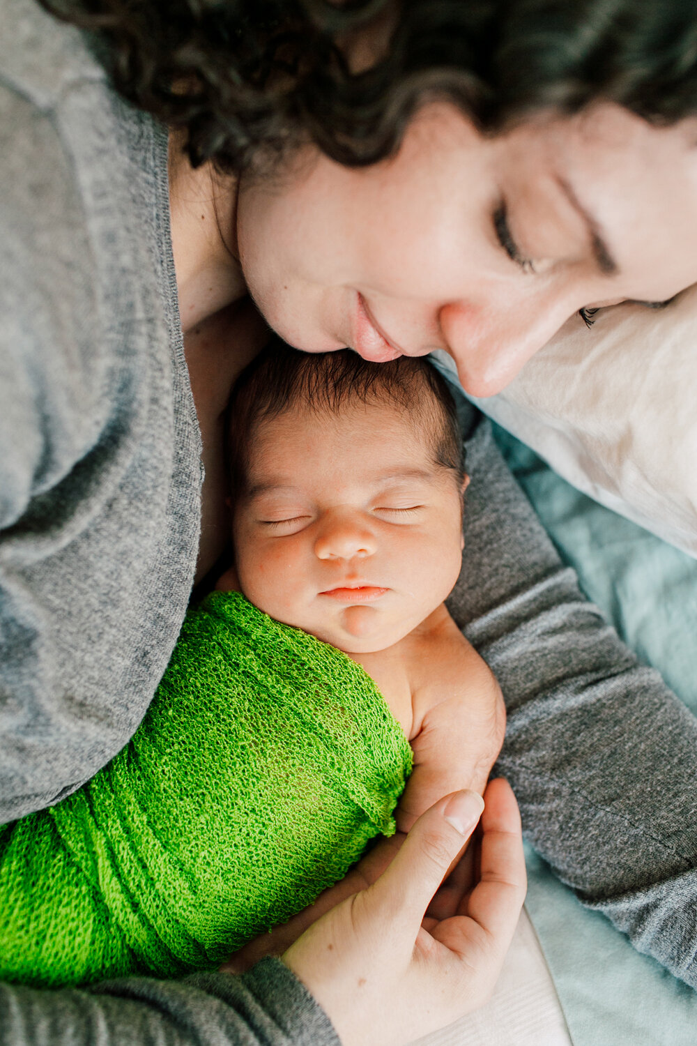 Bellingham Newborn Photographer Katheryn Moran Home Studio Session