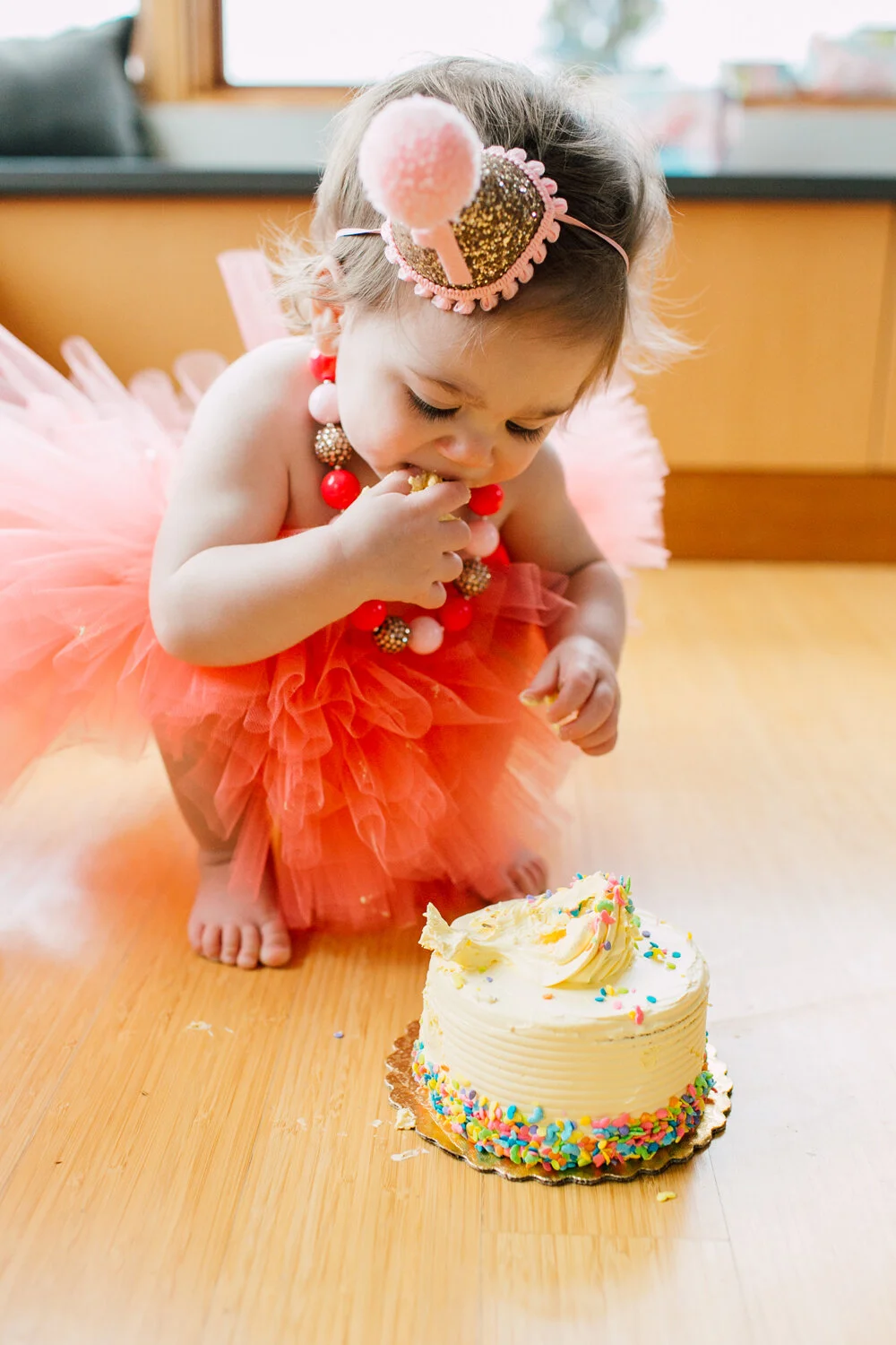 021-bellingham-one-year-cake-smash-photographer-katheryn-moran-emery.jpg