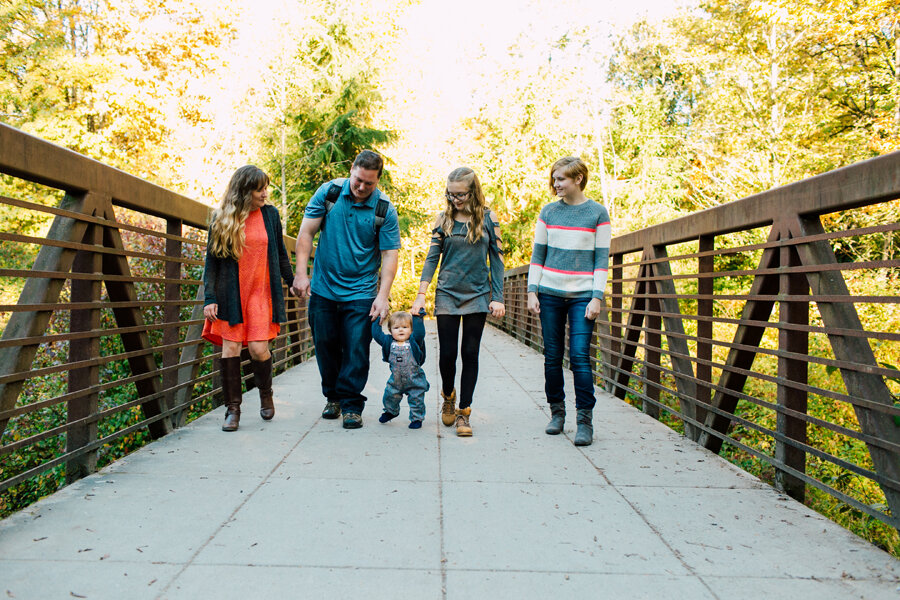 008-Bellingham-family-photographer-katheryn-moran-whatcom-falls-park-palmer-2018.jpg