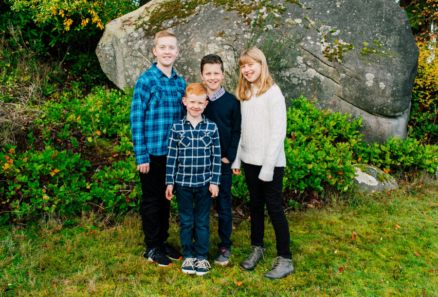 005-Bellingham-family-photographer-katheryn-moran-lake-whatcom-spear-2019.jpg