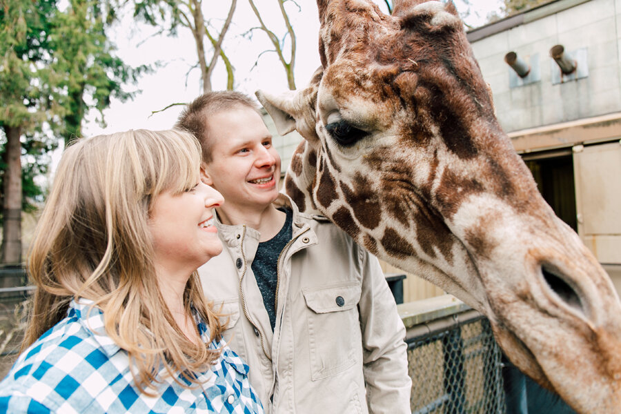 Seattle Engagement Photographer Woodland Park Zoo UW Stadium Katheryn Moran Photography 