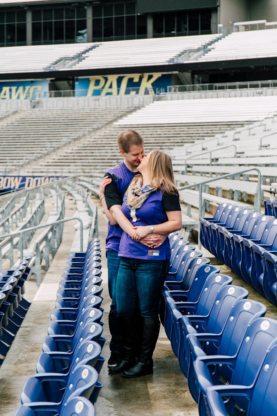 Seattle Engagement Photographer Woodland Park Zoo UW Stadium Katheryn Moran Photography 