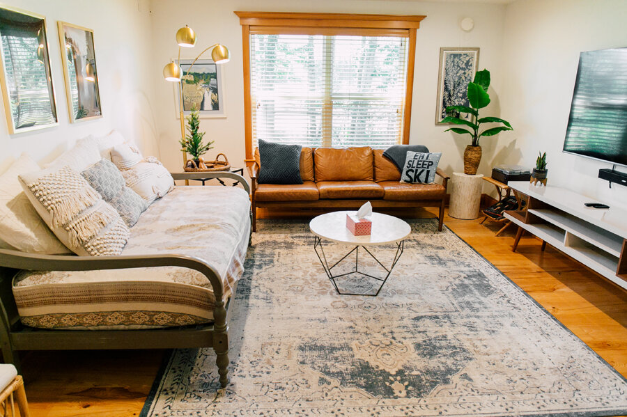 North bend Airbnb Photographer Katheryn Moran Photography