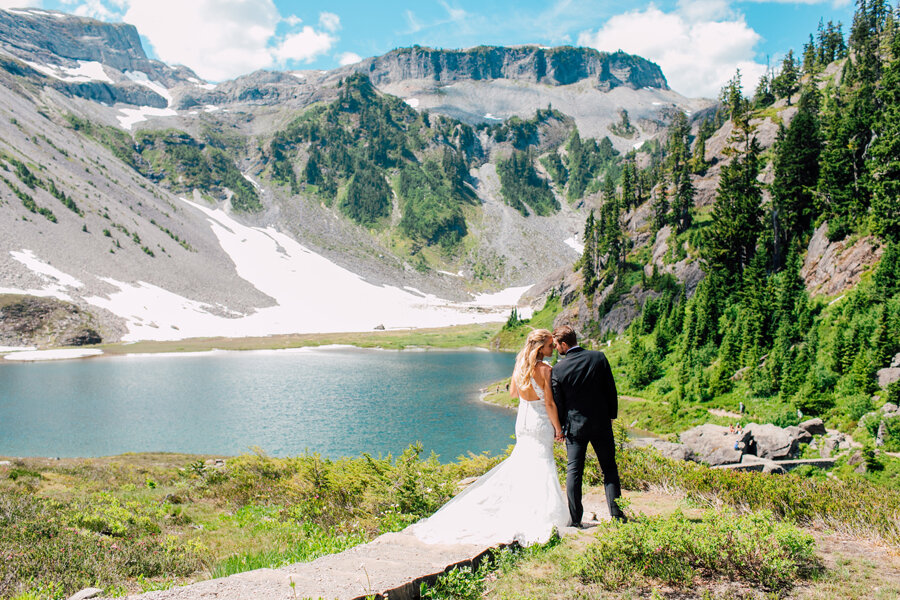 036-bellingham-elopement-photographer-katheryn-moran-photography-2020-2021.jpg