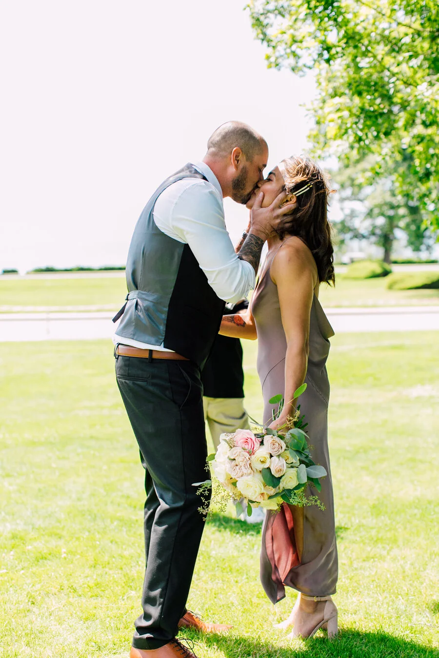 019-bellingham-elopement-photographer-katheryn-moran-peace-arch-park-2020.jpg
