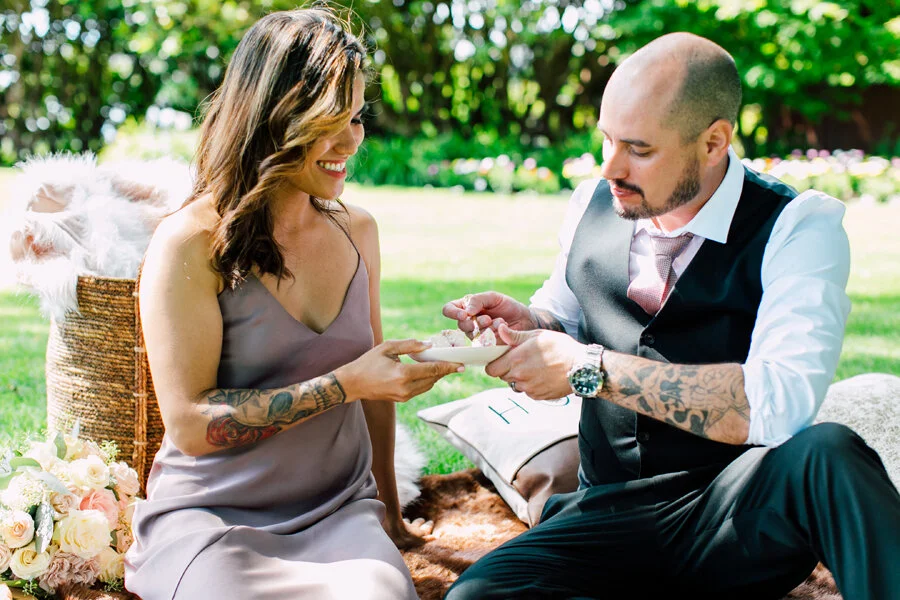 033-bellingham-elopement-photographer-katheryn-moran-peace-arch-park-2020.jpg