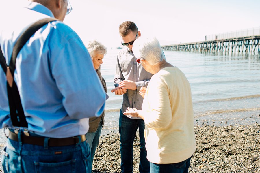 035-bellingham-family-photographer-katheryn-moran-squalicum-beach-extended-family-hart.jpg