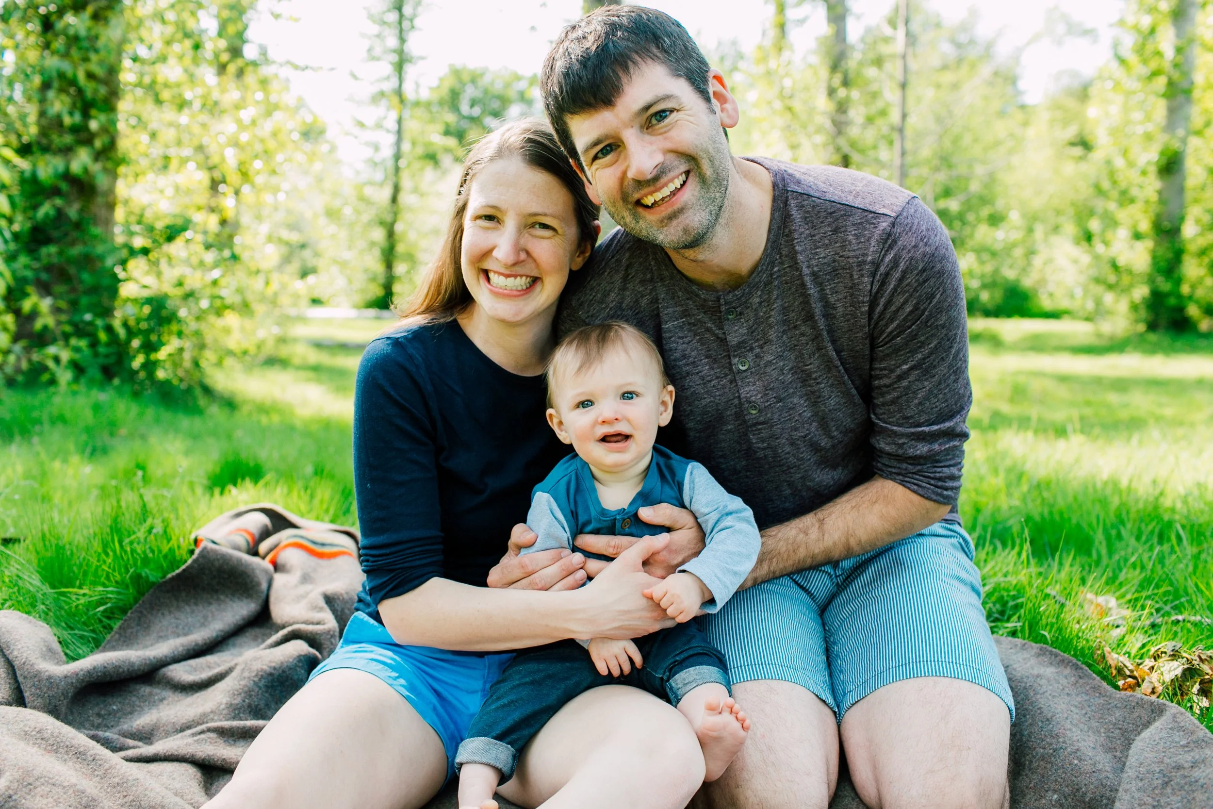 Bellingham Milestone 6 Month Family Photographer Katheryn Moran 