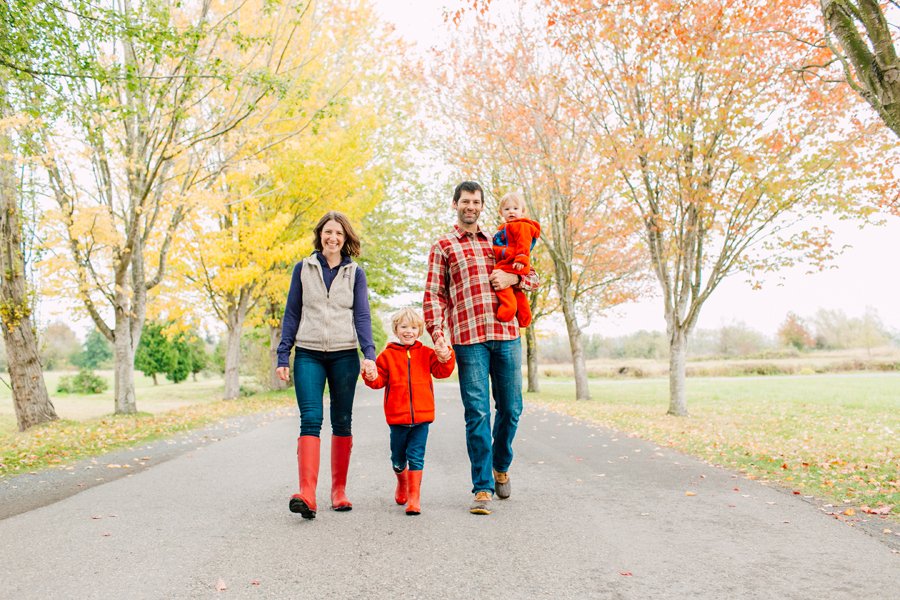 Bellingham Milestone 6 Month Family Photographer Katheryn Moran 