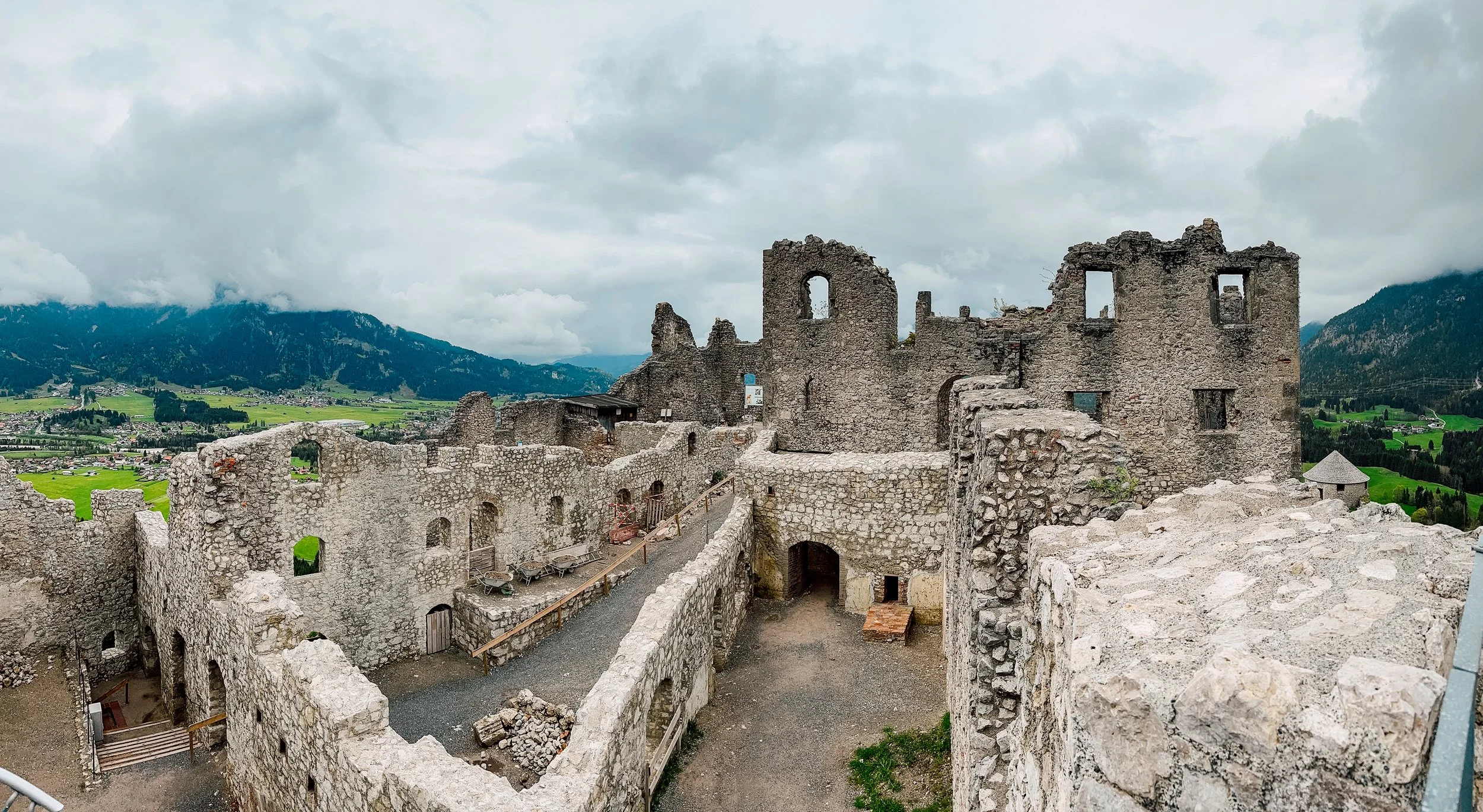 Highline 179 Ehrenberg Castle Ruins Tyrol Katheryn Moran Photography