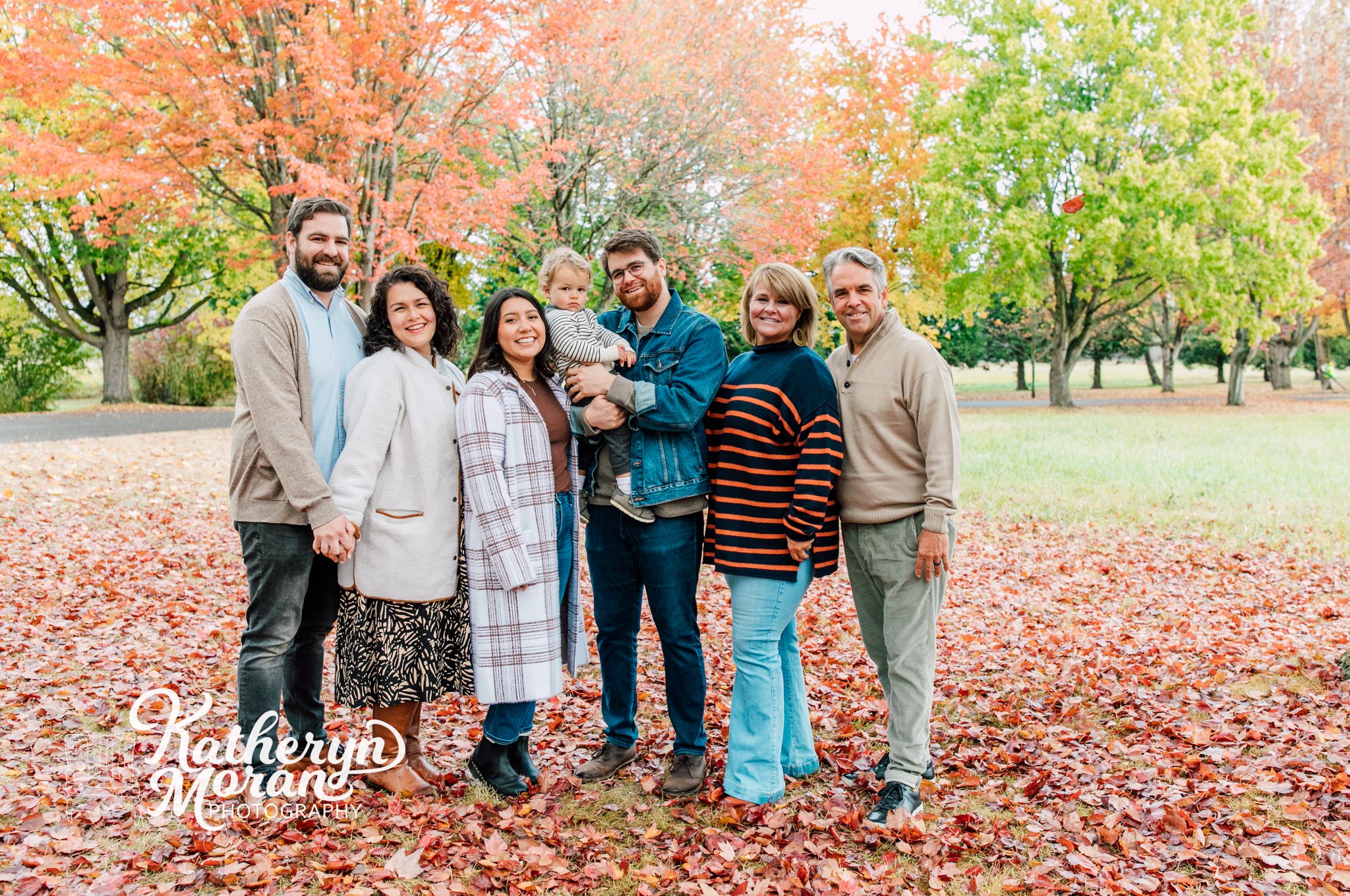 Bellingham Family Couple Maternity Professional Photographer Katheryn Moran Photography Hovander Park