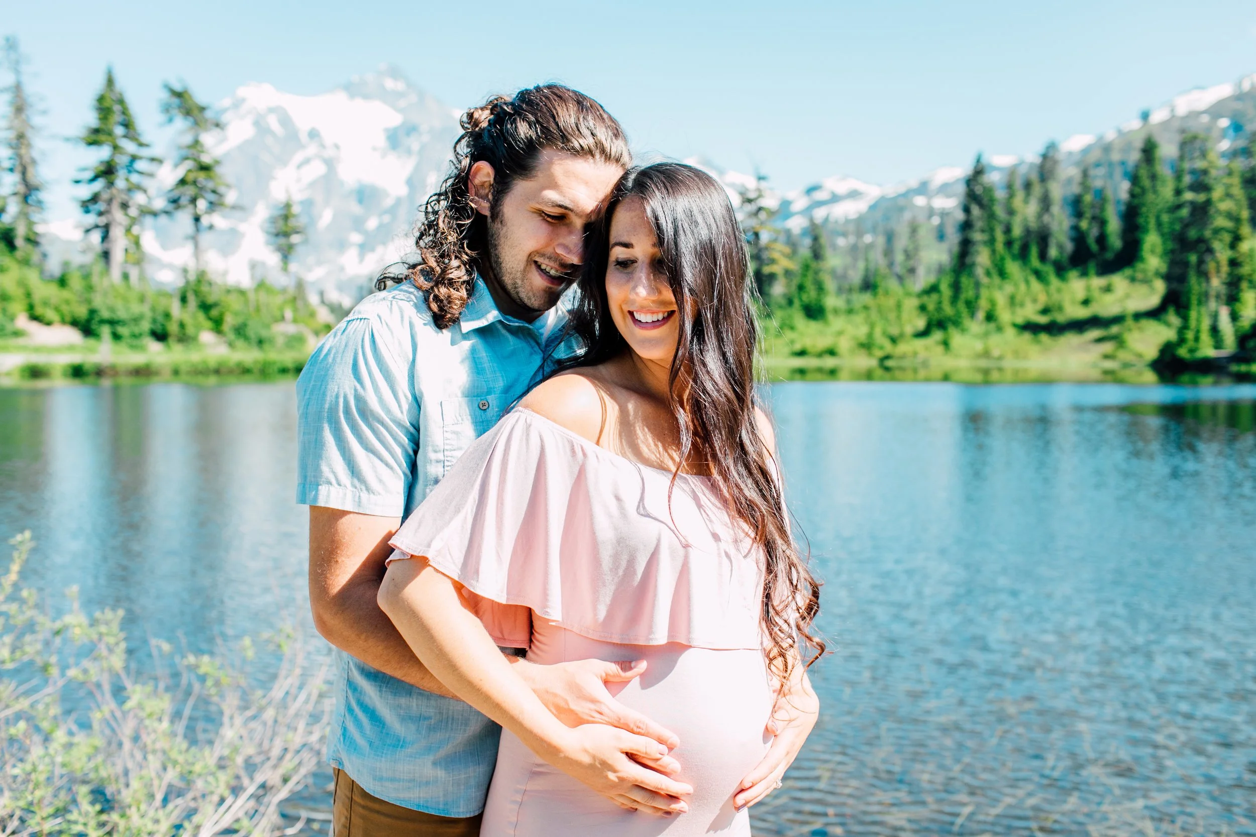 Bellingham Lifestyle Adventure Maternity Photographer Katheryn Moran Mount Baker Picture Lake Baby Bump
