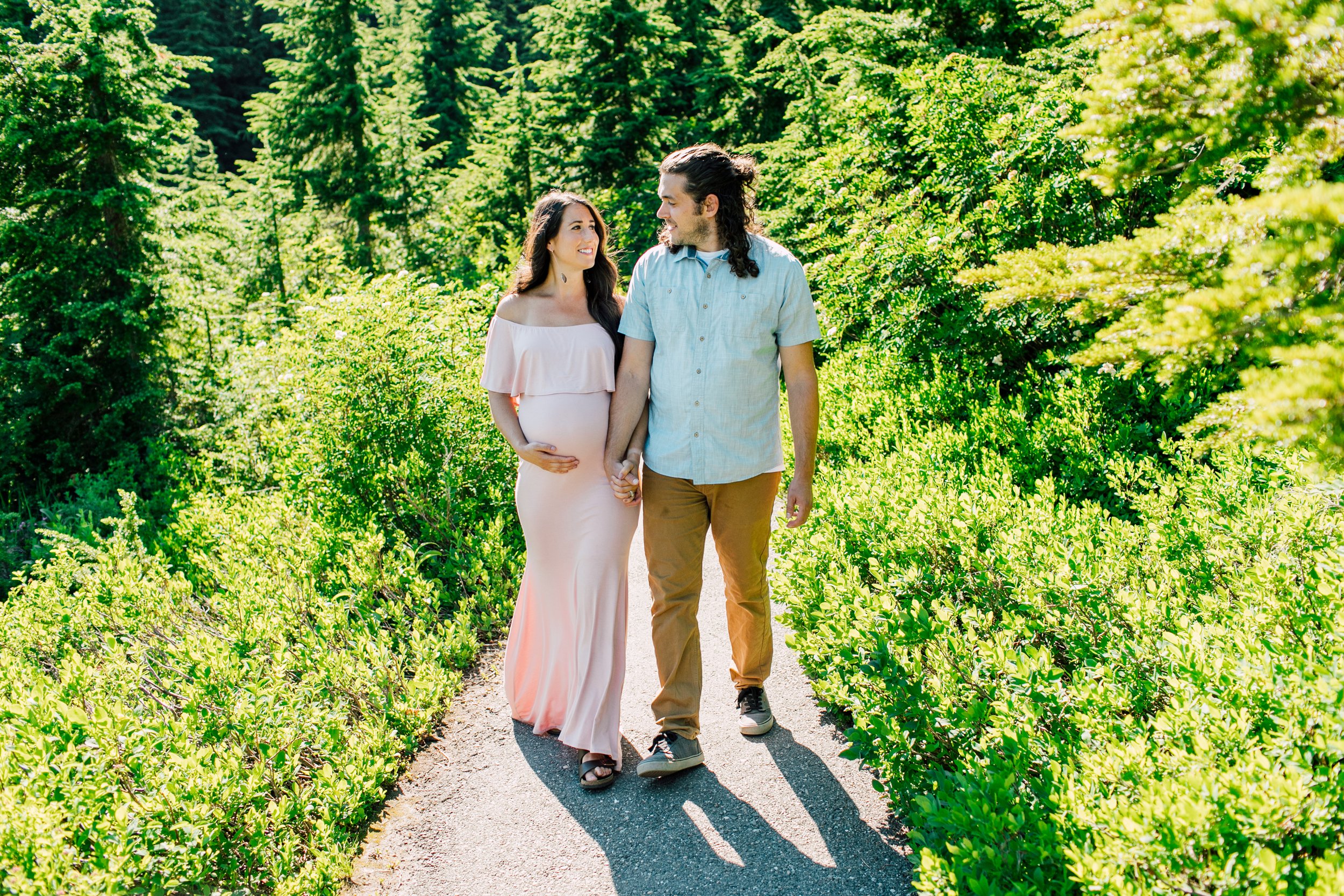 017-bellingham-maternity-photographer-katheryn-moran-mount-baker-picture-lake-gallo.jpg