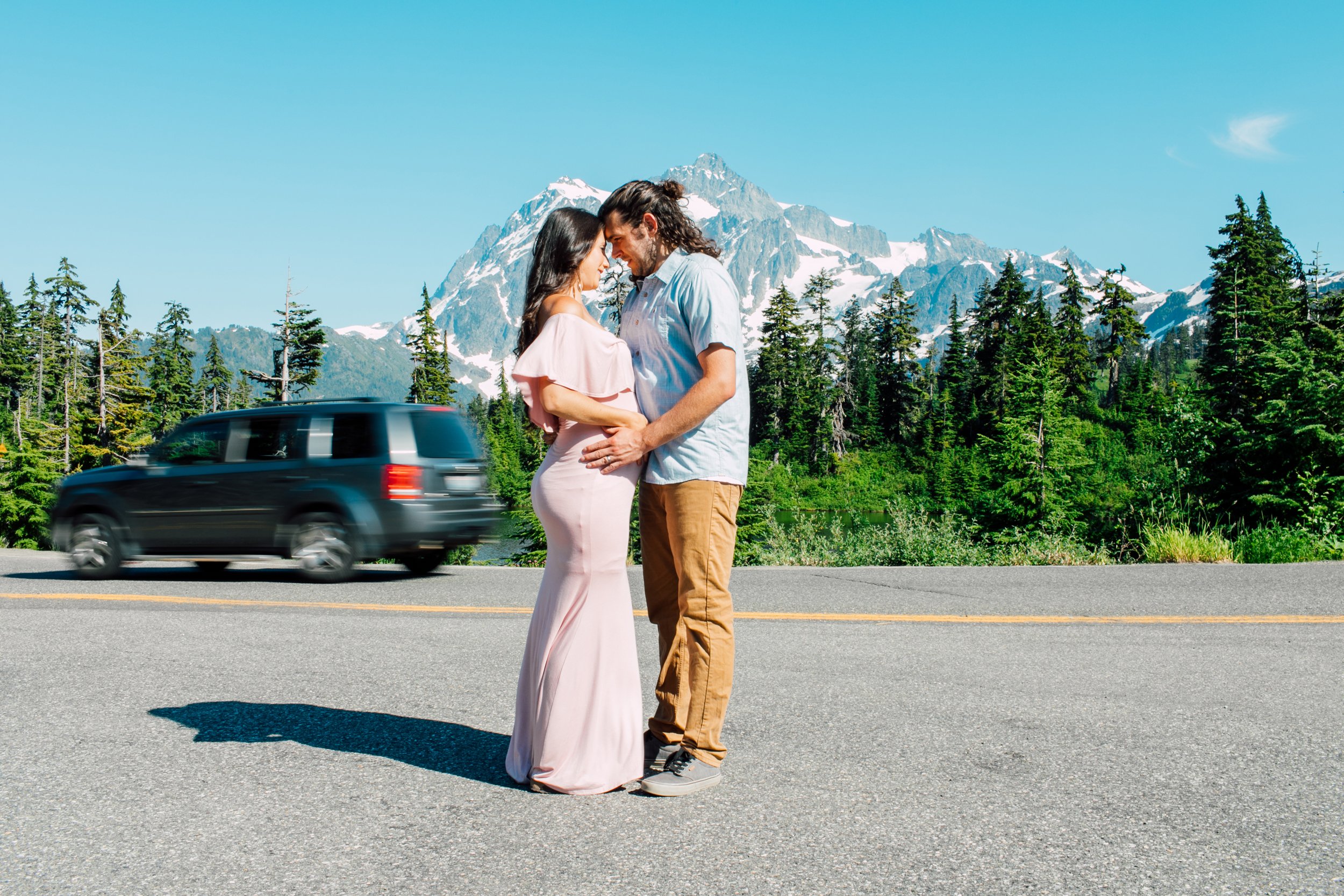 021-bellingham-maternity-photographer-katheryn-moran-mount-baker-picture-lake-gallo.jpg