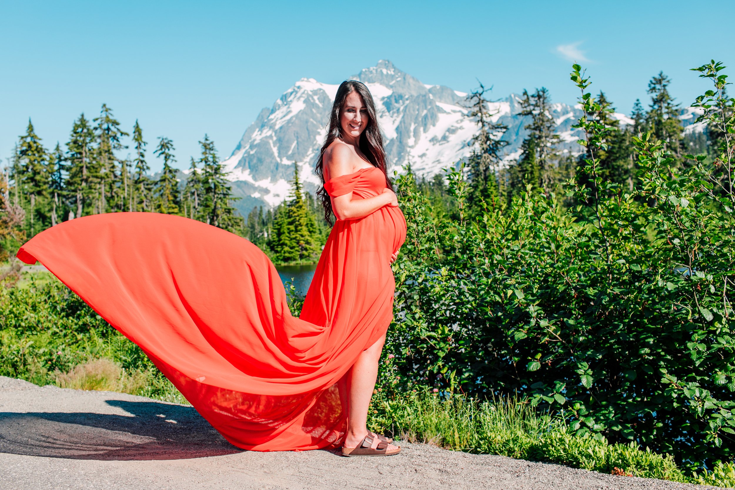 Bellingham Lifestyle Adventure Maternity Photographer Katheryn Moran Mount Baker Picture Lake Baby Bump