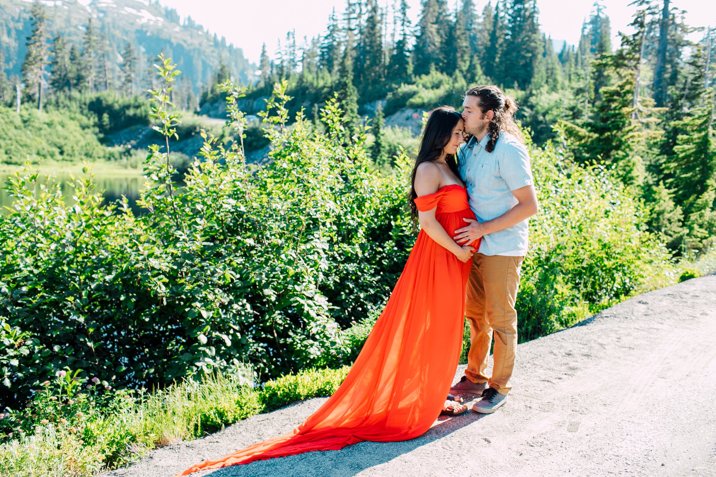 029-bellingham-maternity-photographer-katheryn-moran-mount-baker-picture-lake-gallo.jpg