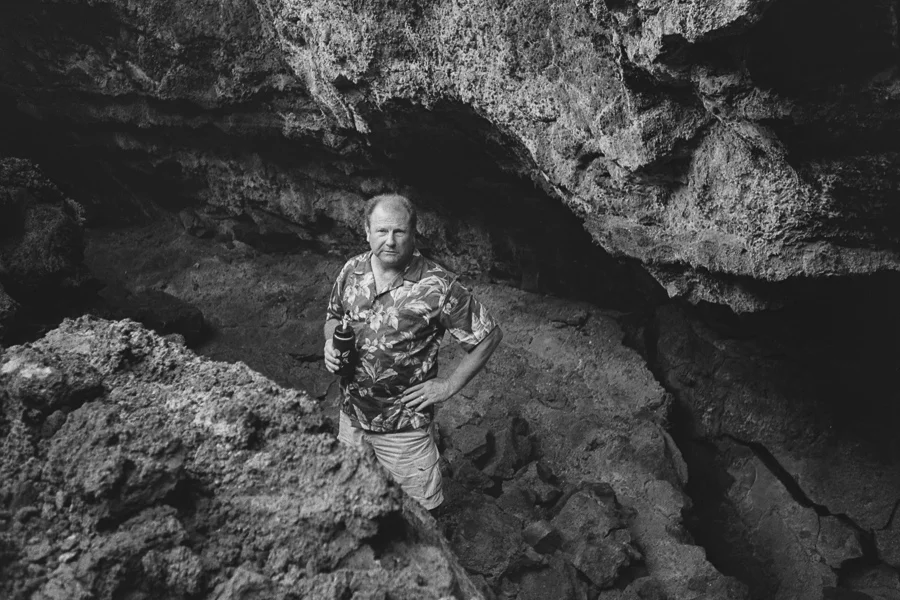 8_14_HEFFNERSINHAWAII_bw35_0046.jpg