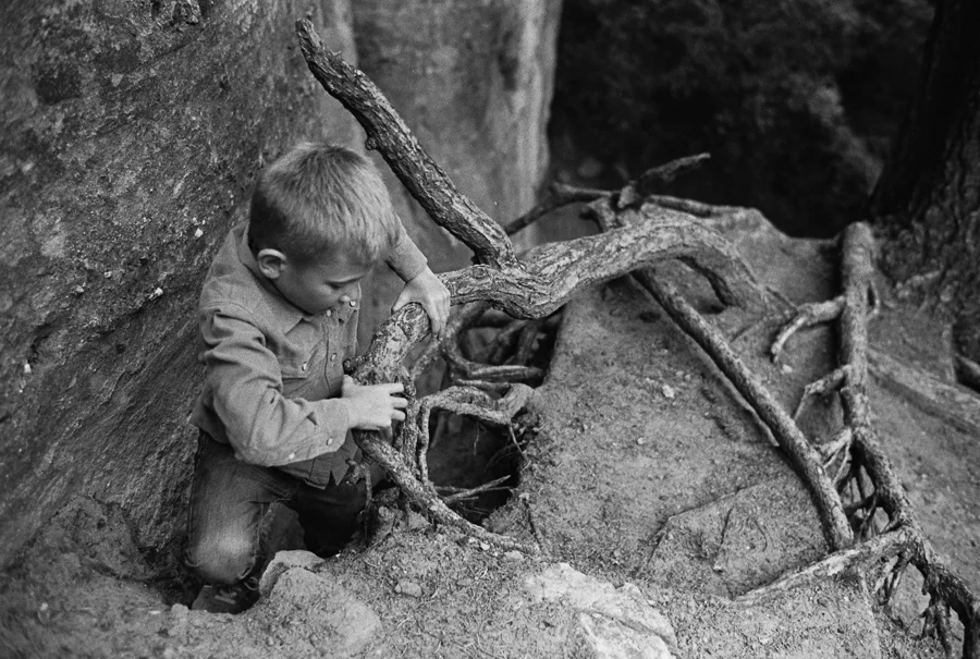SouthwestFamilyRoadtripOnFilm_8_2014_by_TheImageIsFound_0081.jpg