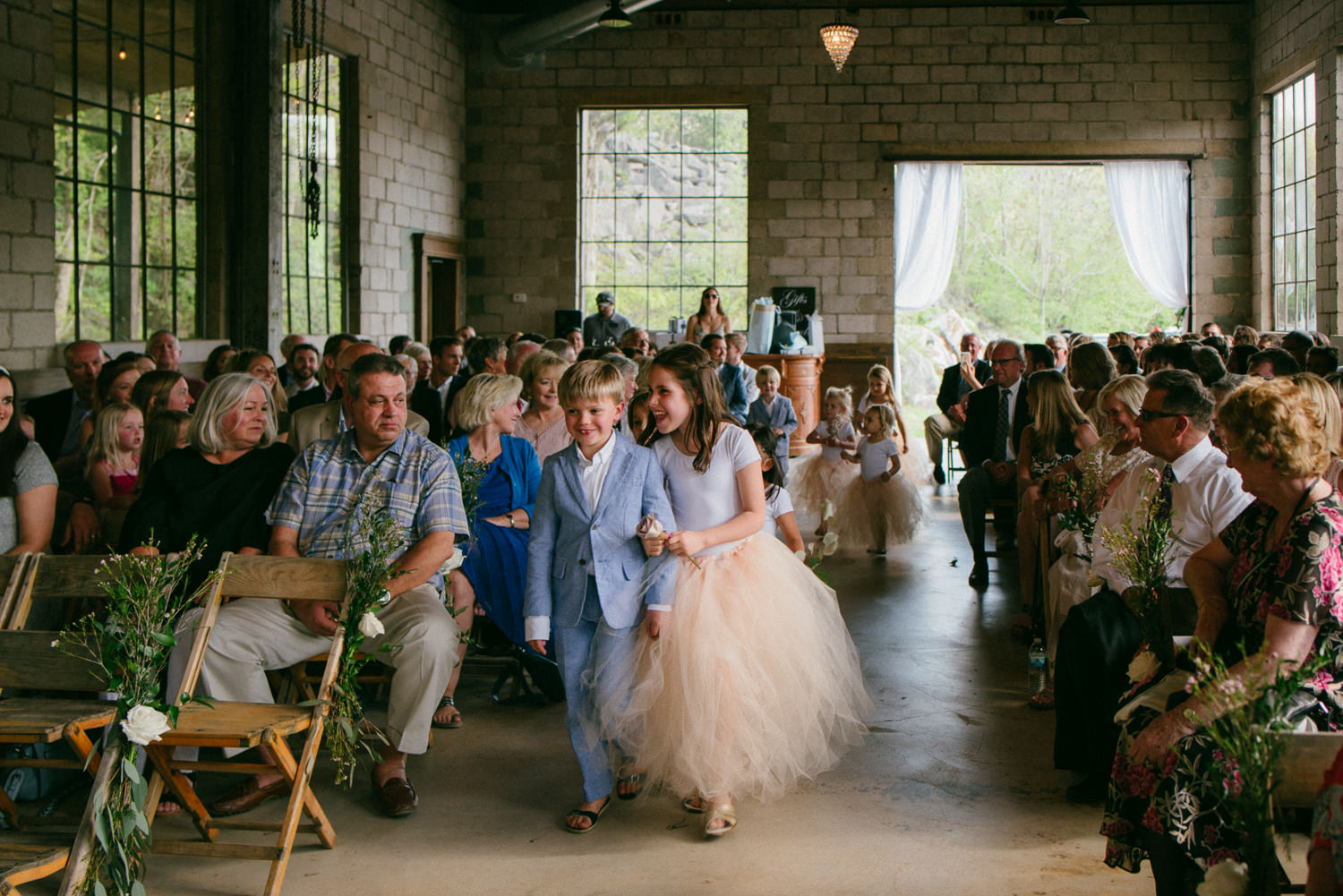 TheQuarryVenueWedding_KnoxvilleWedding_Cudzillo_by_TheImageIsFound_0144.jpg