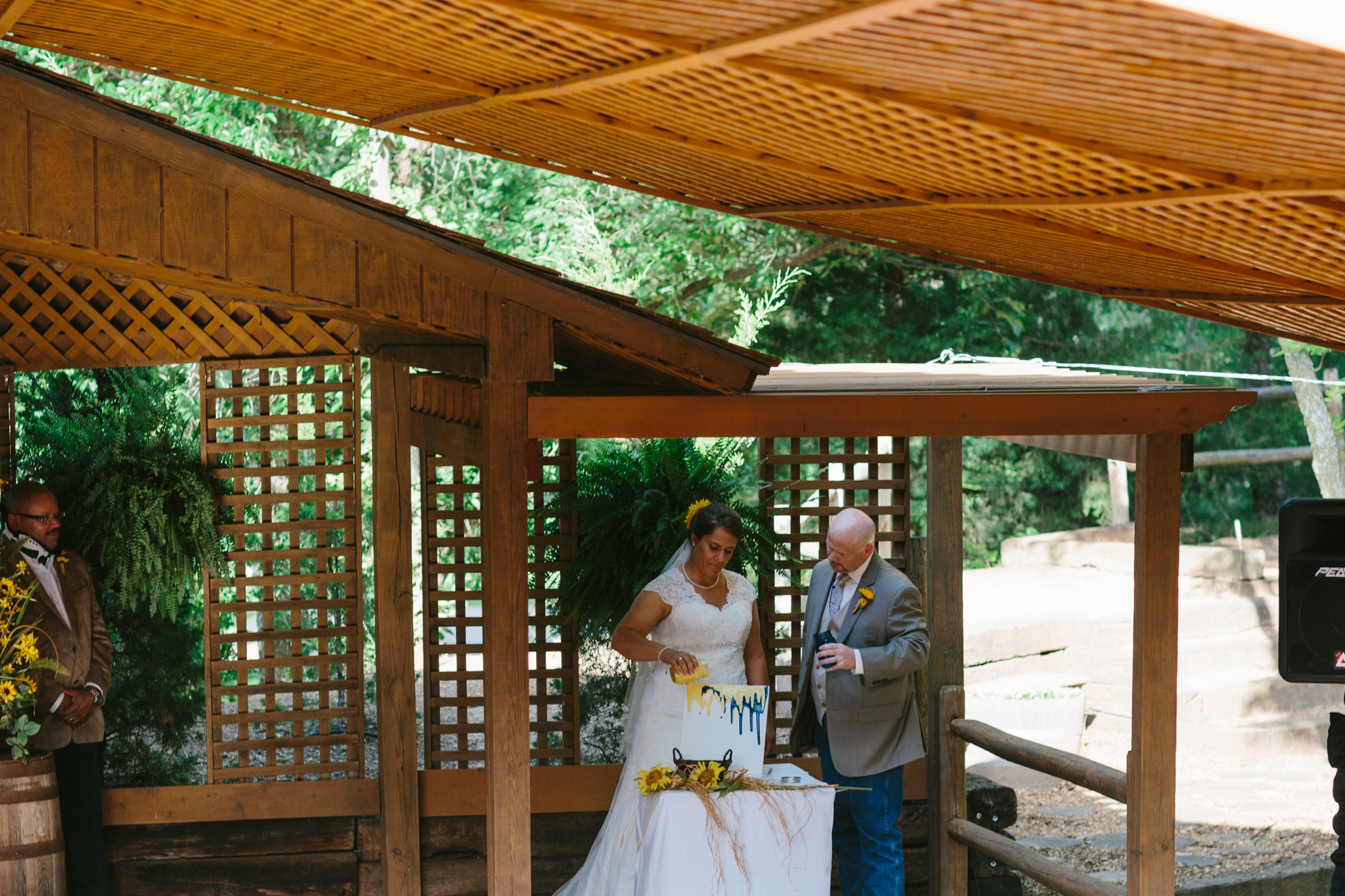 Elisabeth+Todd (2014-07-05)-Neal Dieker Photography-89.jpg