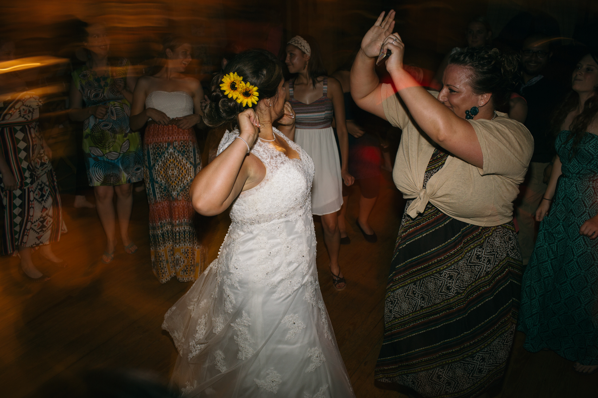 Elisabeth+Todd (2014-07-05)-Neal Dieker Photography-139.jpg