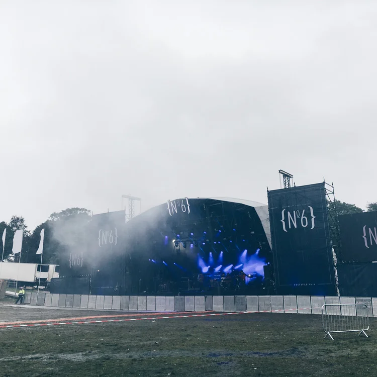 Hot Chip sound check
