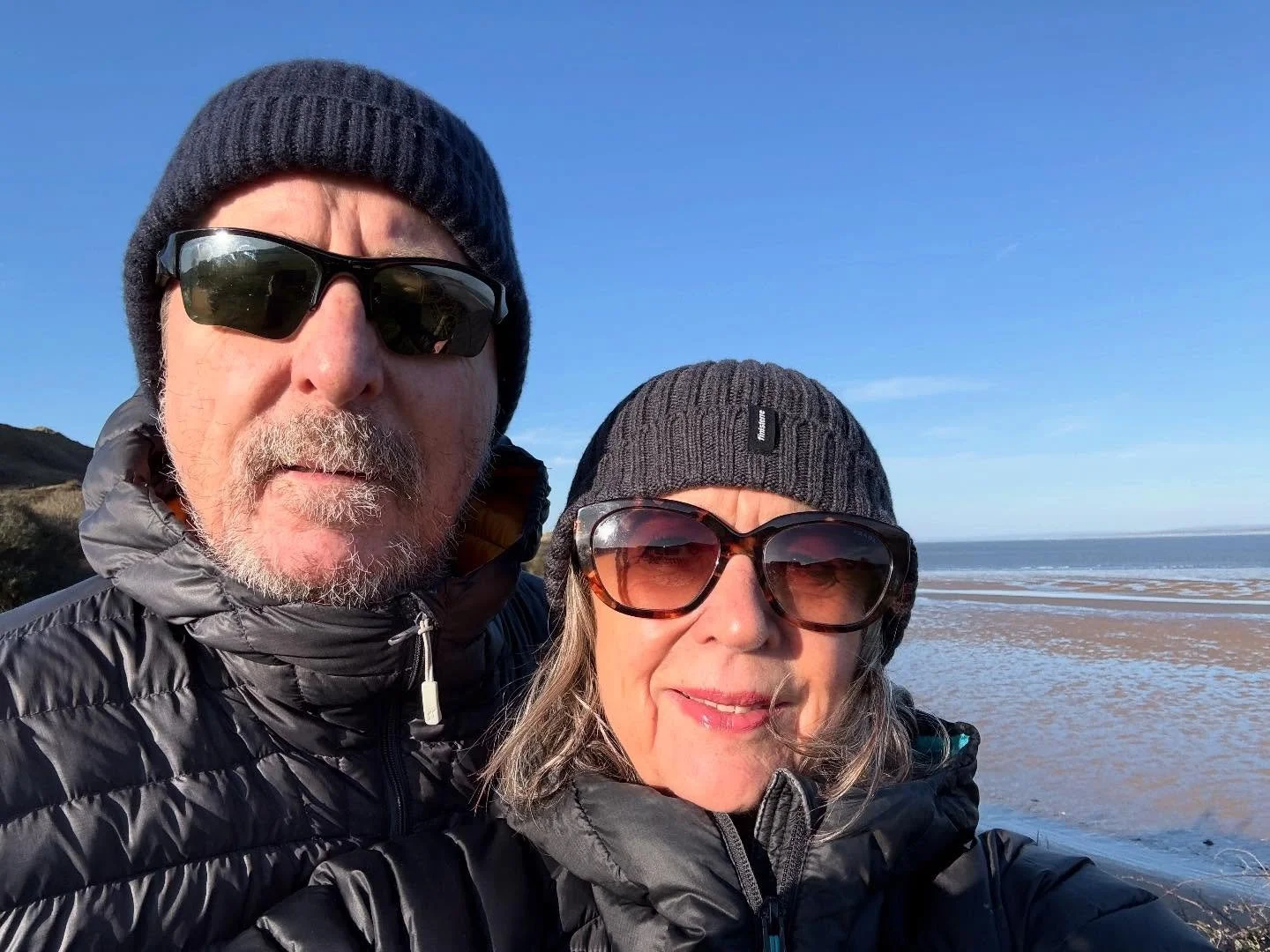 Nadolig Llawen/Happy Christmas to all from me and my old man at the beach. #Llangennith #Gower.