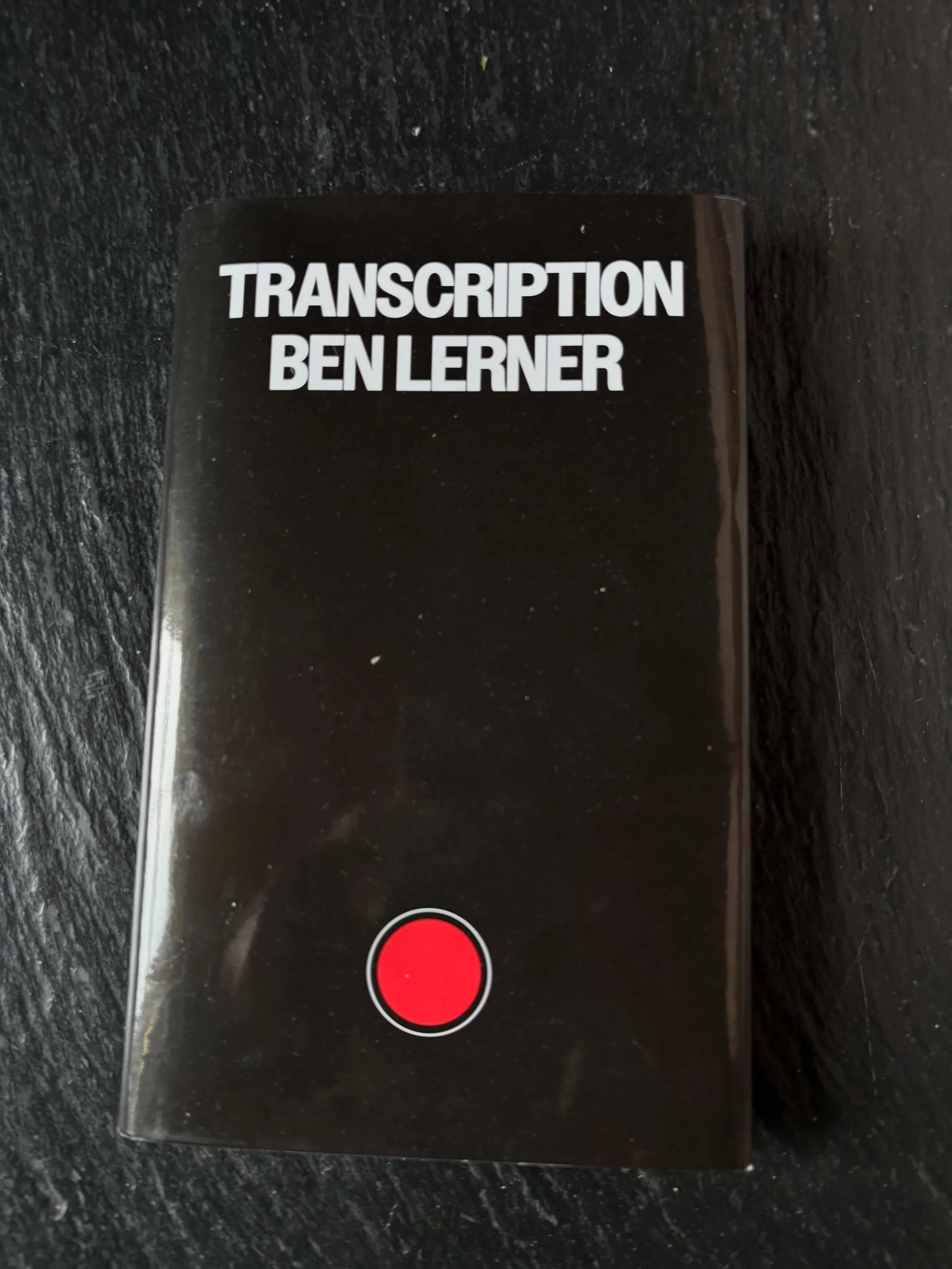 A brilliant exploration of connection and memory in the world we live in. A deserved winner of @theorwellprize for fiction @grantabooks #BenLerner.