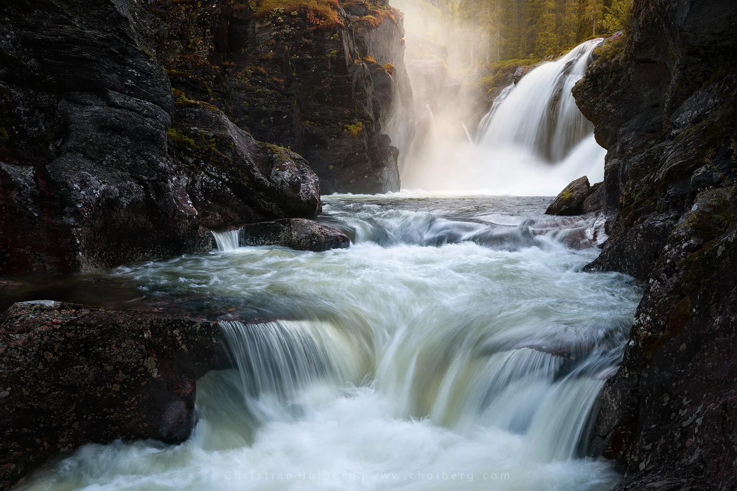 Rjukandefossen-reedit.jpg