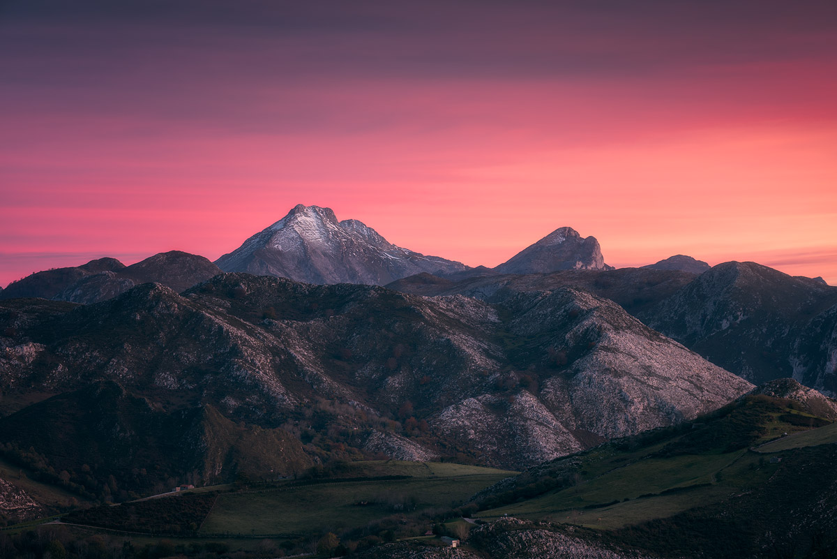 Picos-de-Europa-Mountains-Sunset.jpg