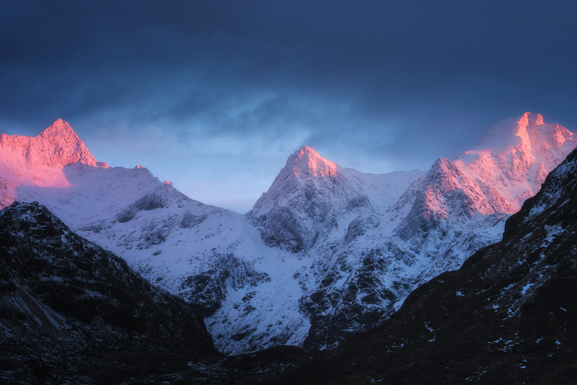 Lofoten-Mountains-4.jpg