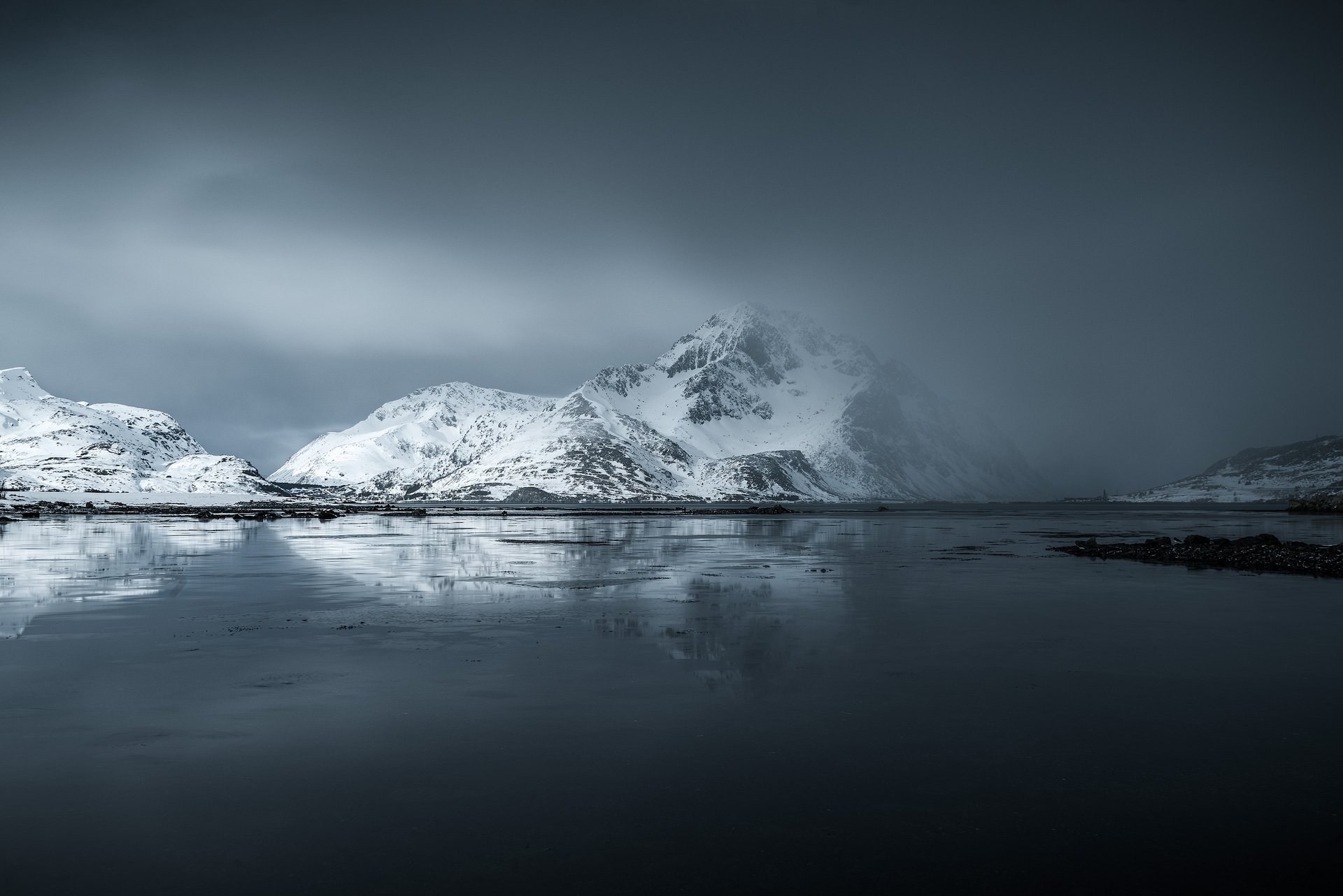 Lofoten-Cold-03-20-1.jpg